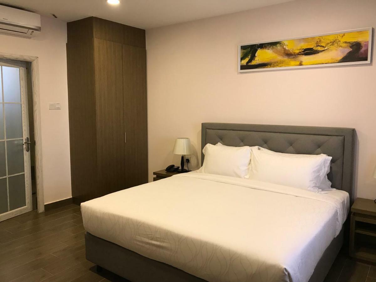 Lotus Seaview Beach Resort, Pengerang Kampung Sungai Rengit Bagian luar foto